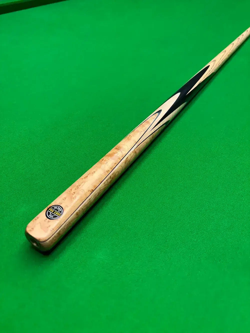 Snooker cue by pro edge snooker