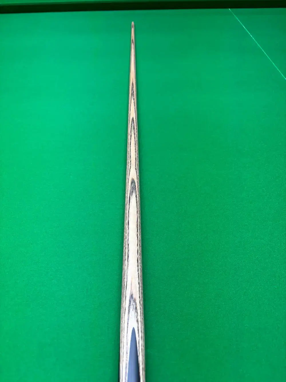 MOD snooker cue Ronnie replica