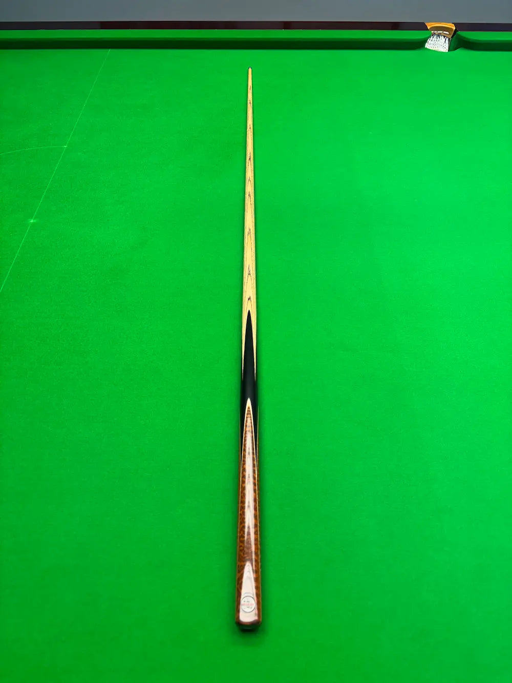 Pro Edge Apollo 12 - ash 1 piece - ebony butt with maple veneer and Snakewood - titanium ferrule