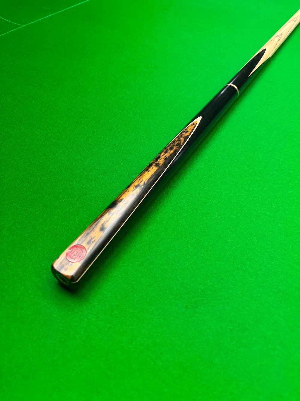 Pro Edge Shadow 24 - Ash - 3/4 - Ebony, maple veneer and tiger ebony butt - brass ferrule 