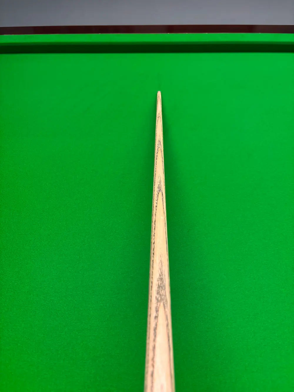 Pro Edge Shadow 23 - Ash - 3/4 - Ebony butt - brass ferrule
