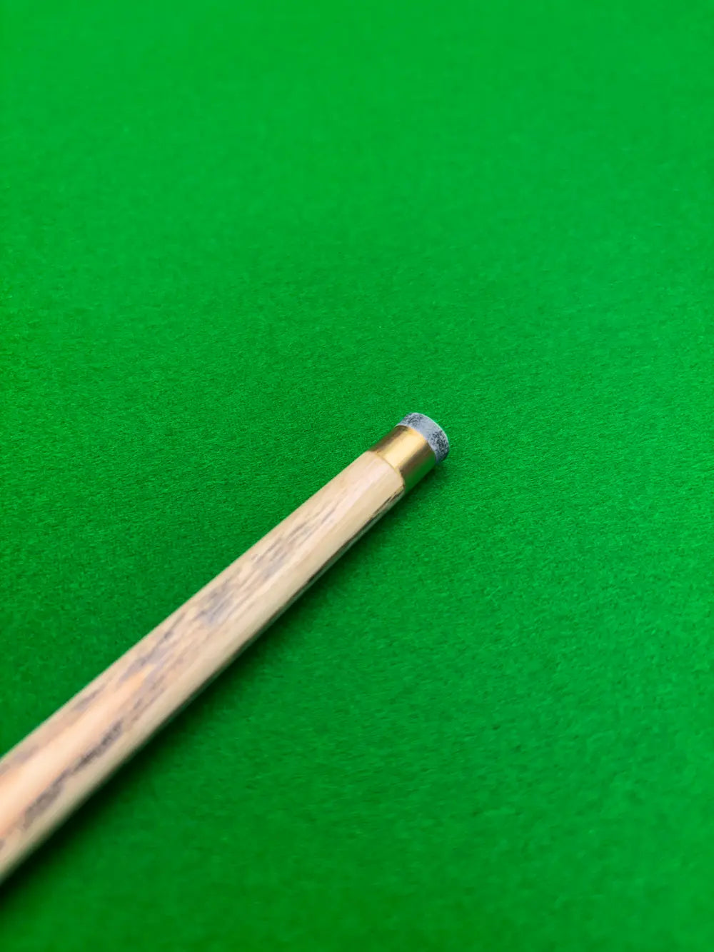 Pro Edge Shadow 23 - Ash - 3/4 - Ebony butt - brass ferrule