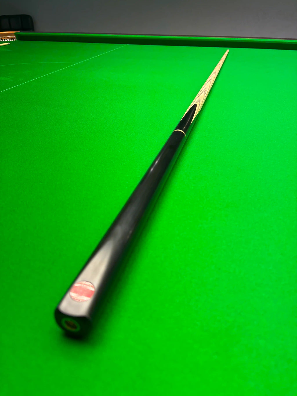 Pro Edge Shadow Cue - 3/4 Ash - 57.25" - 9.3mm - 18.1oz - Ref No.23 (Snooker Cue)