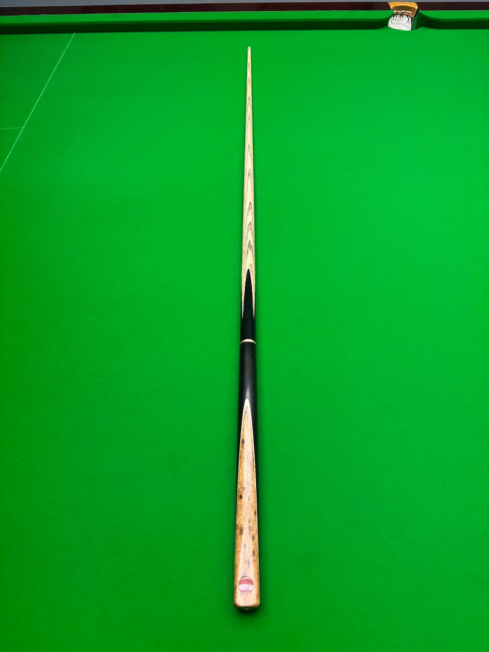 Pro Edge Shadow 22 - Ash - 3/4 - Ebony, maple veneer and Makha Tae butt - Brass ferrule