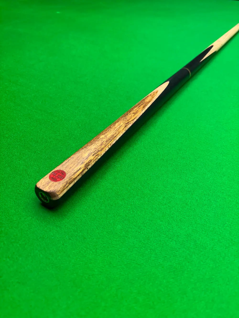 Pro Edge Shadow N14 ash cue ebony makha and crape myrtle butt