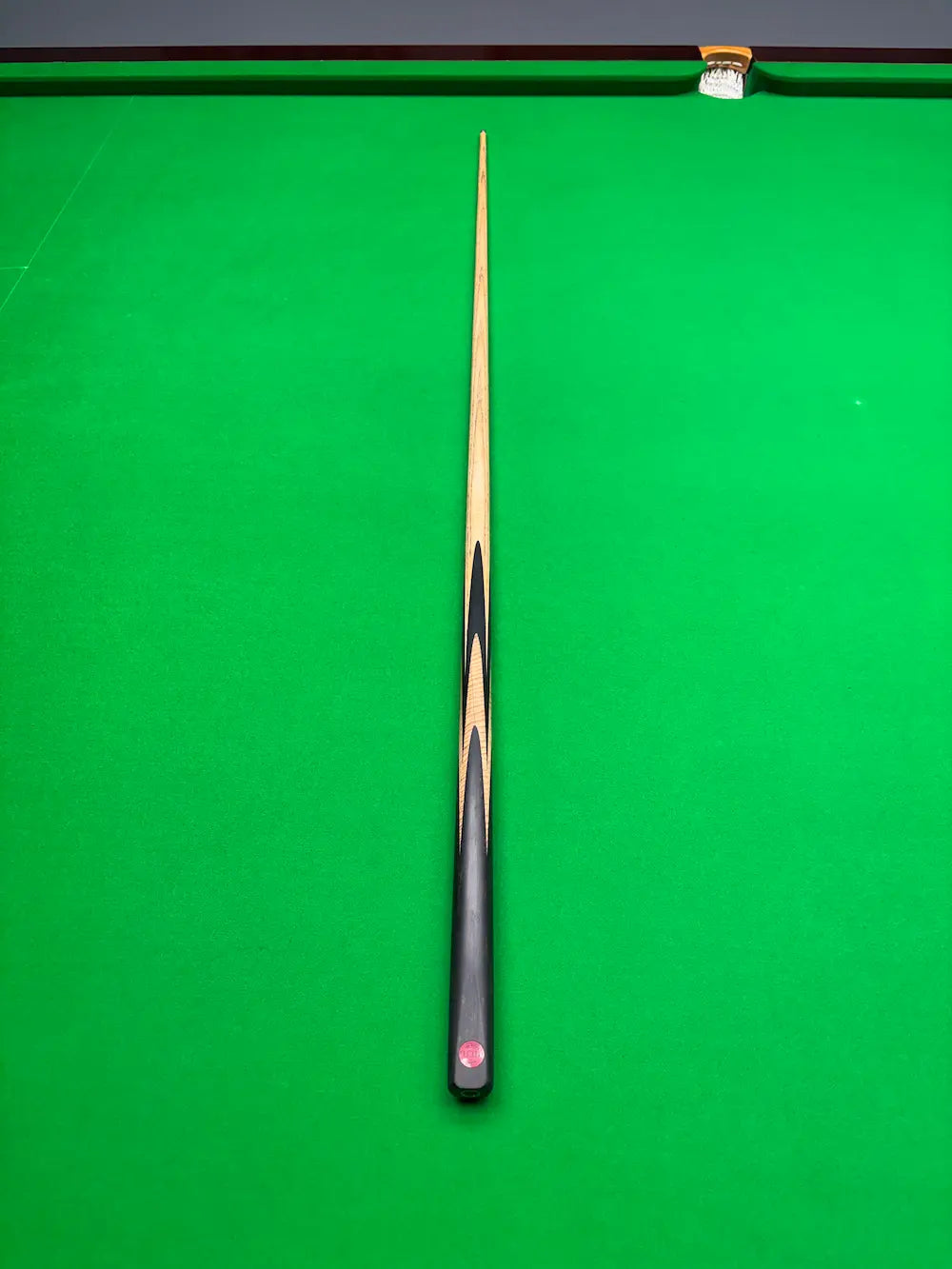 Pro Edge Shadow snooker cue ash ebony crape myrtle titanium ferrule