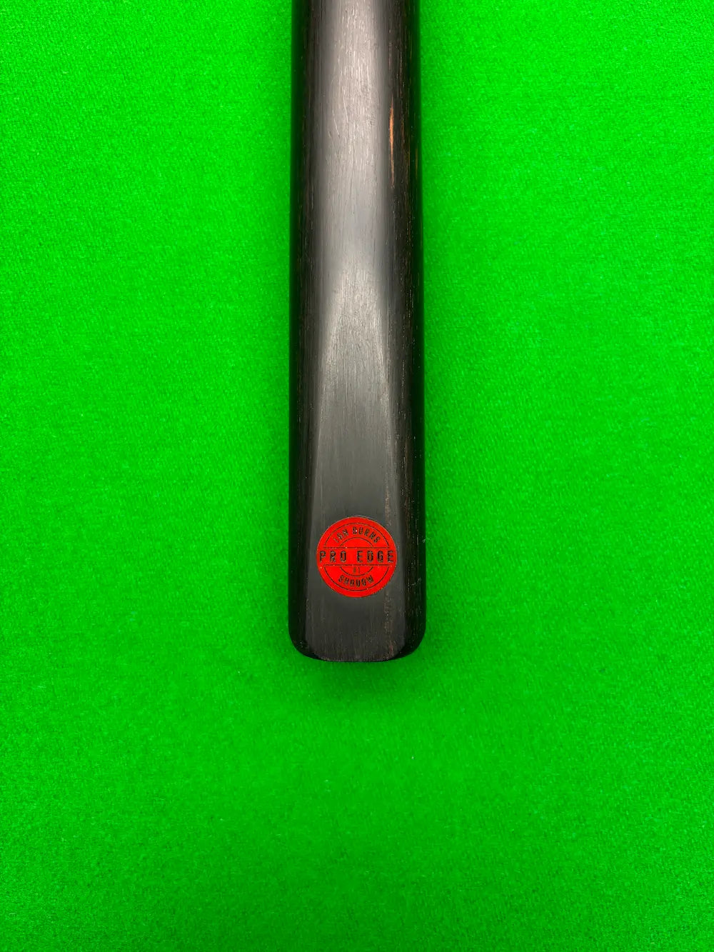 Pro edge shadow No. 01 snooker cue ebony butt
