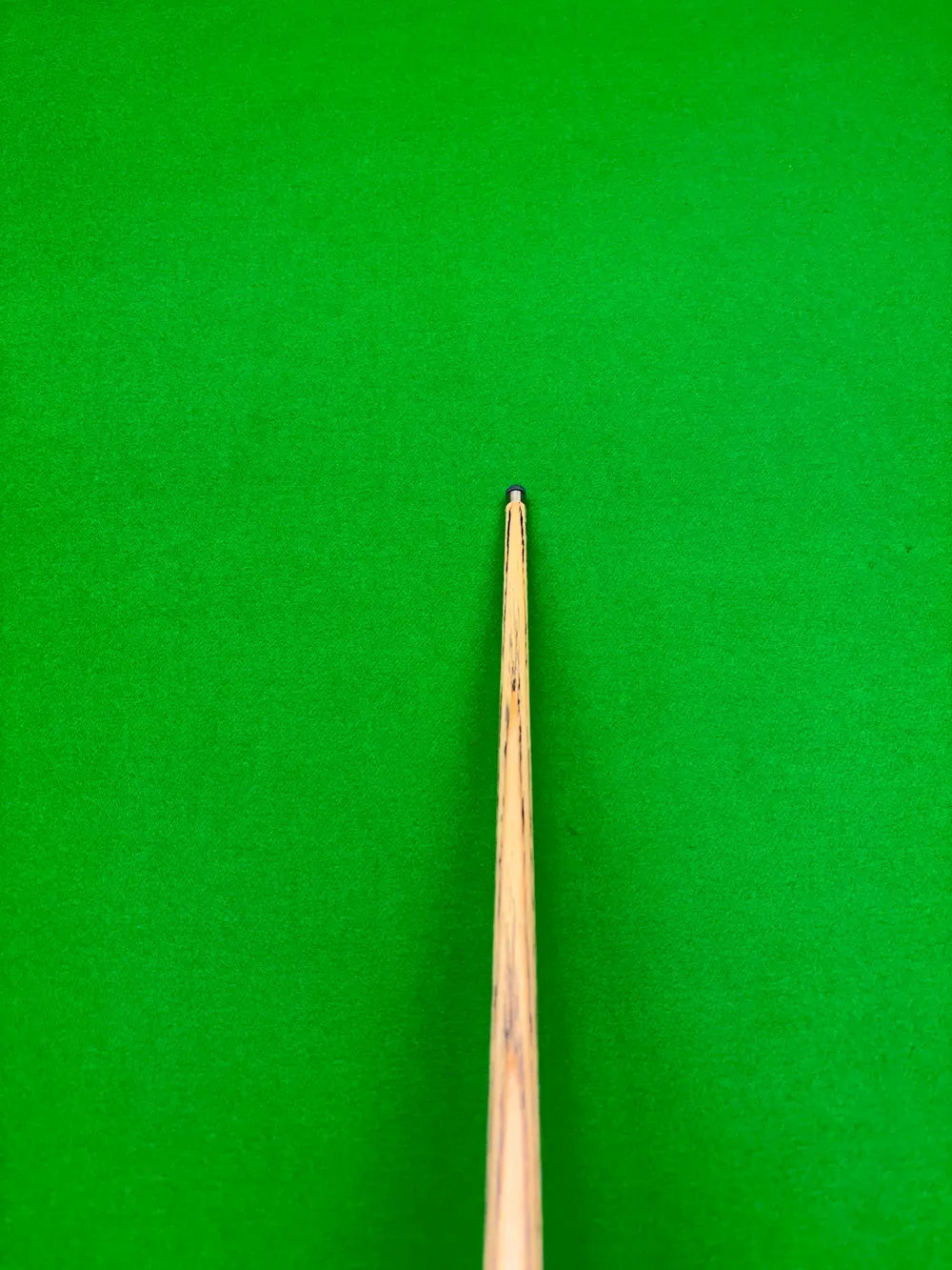 Pro Edge Apollo 02 snooker cue - 1 piece ash - titanium ferrule