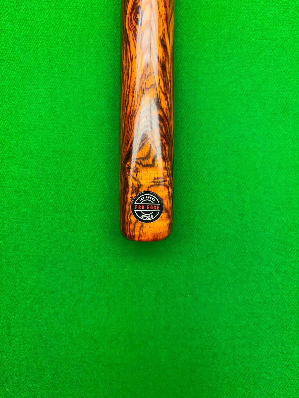 Pro Edge Apollo 02 snooker cue - ebony and Cocobolo butt