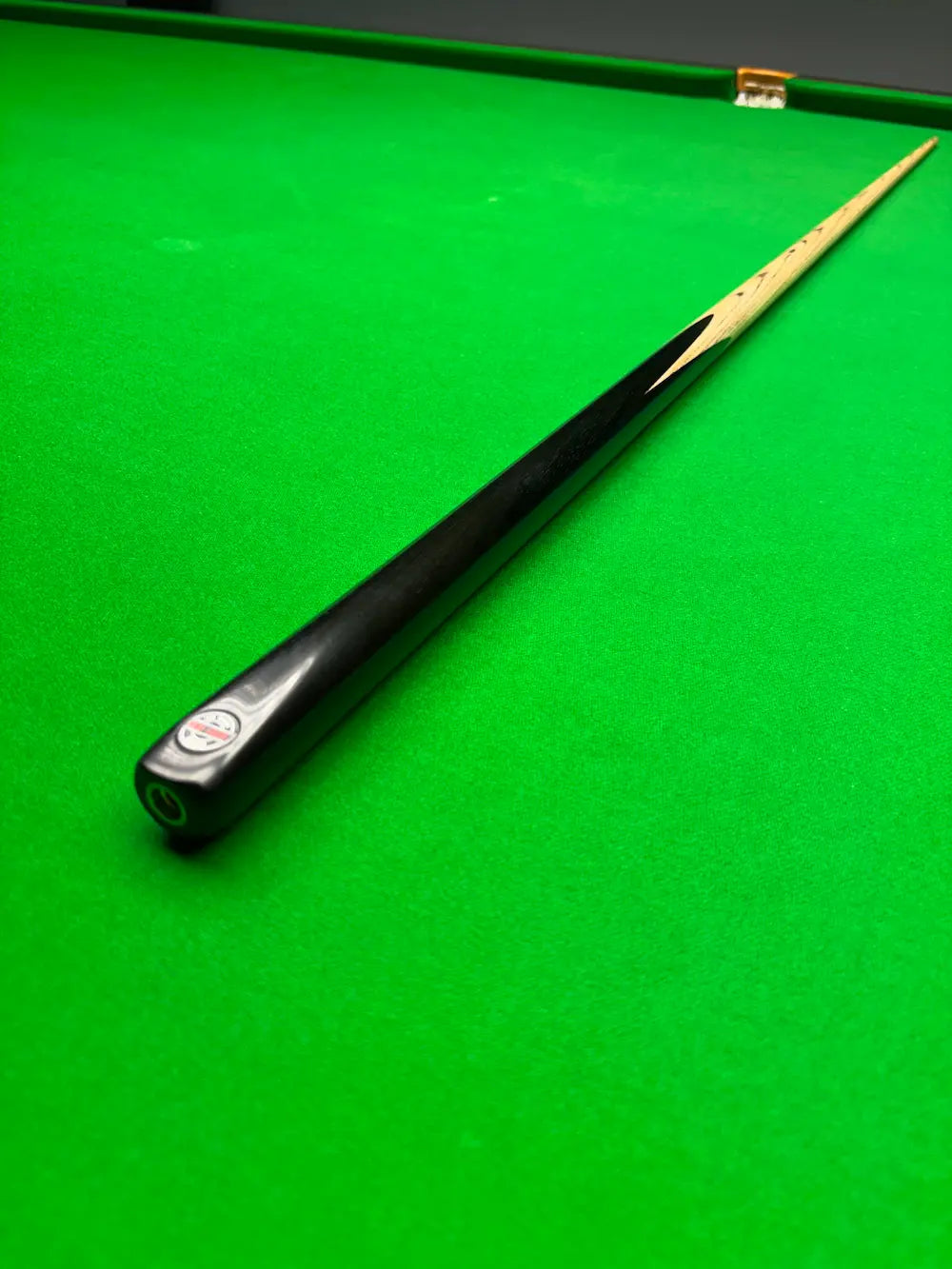 Pro Edge Apollo 03 - 1 piece ash - plain ebony butt