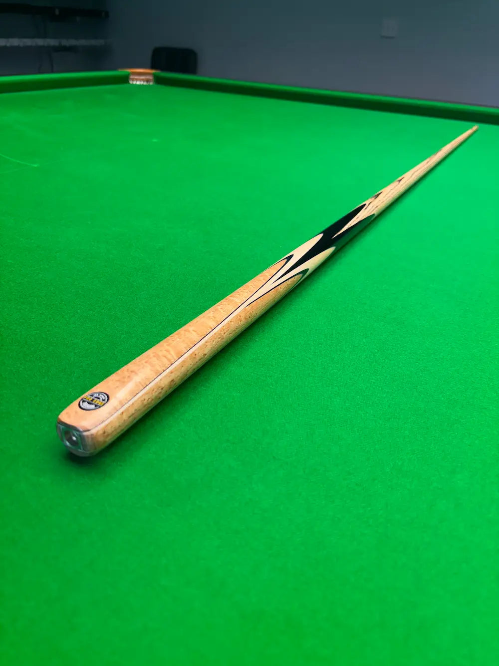 Pro Edge Precision 04 - ebony and maple style butt