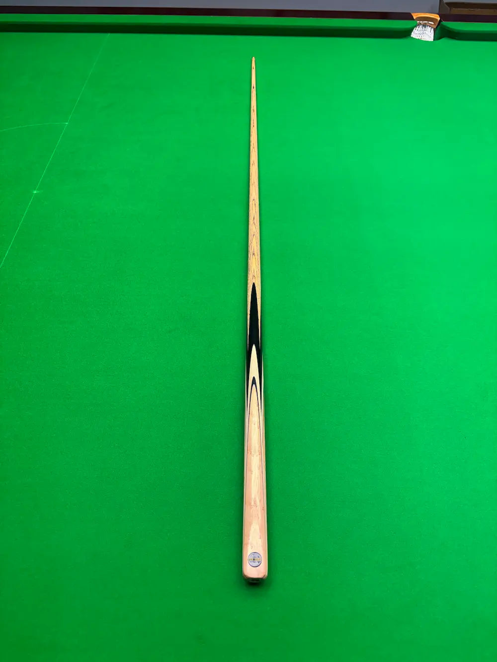 Pro Edge Precision 05 snooker cue - 1 piece ash - brass - ebony and maple style butt