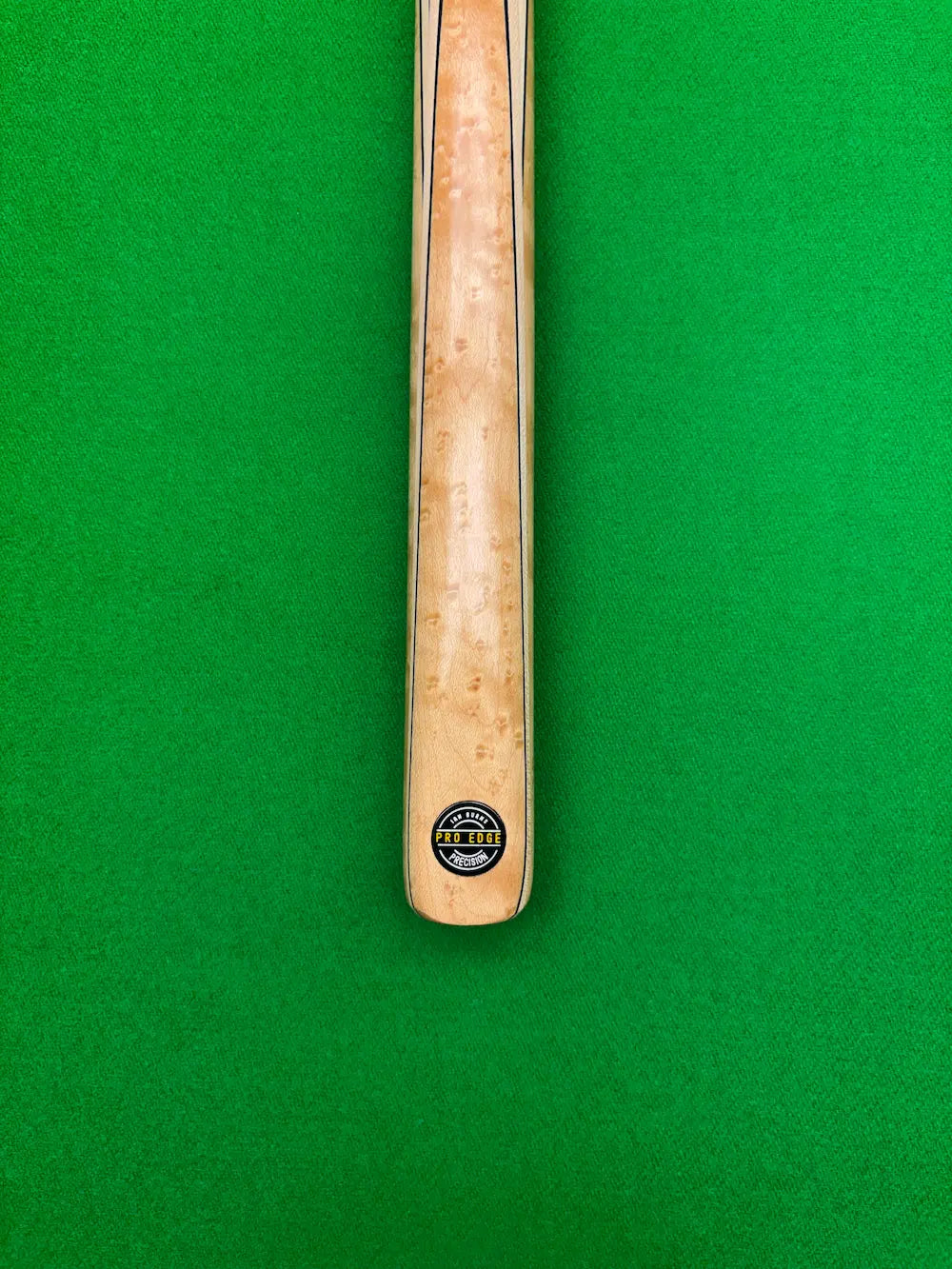 Pro Edge Precision 09 cue with Ebony and maple style butt