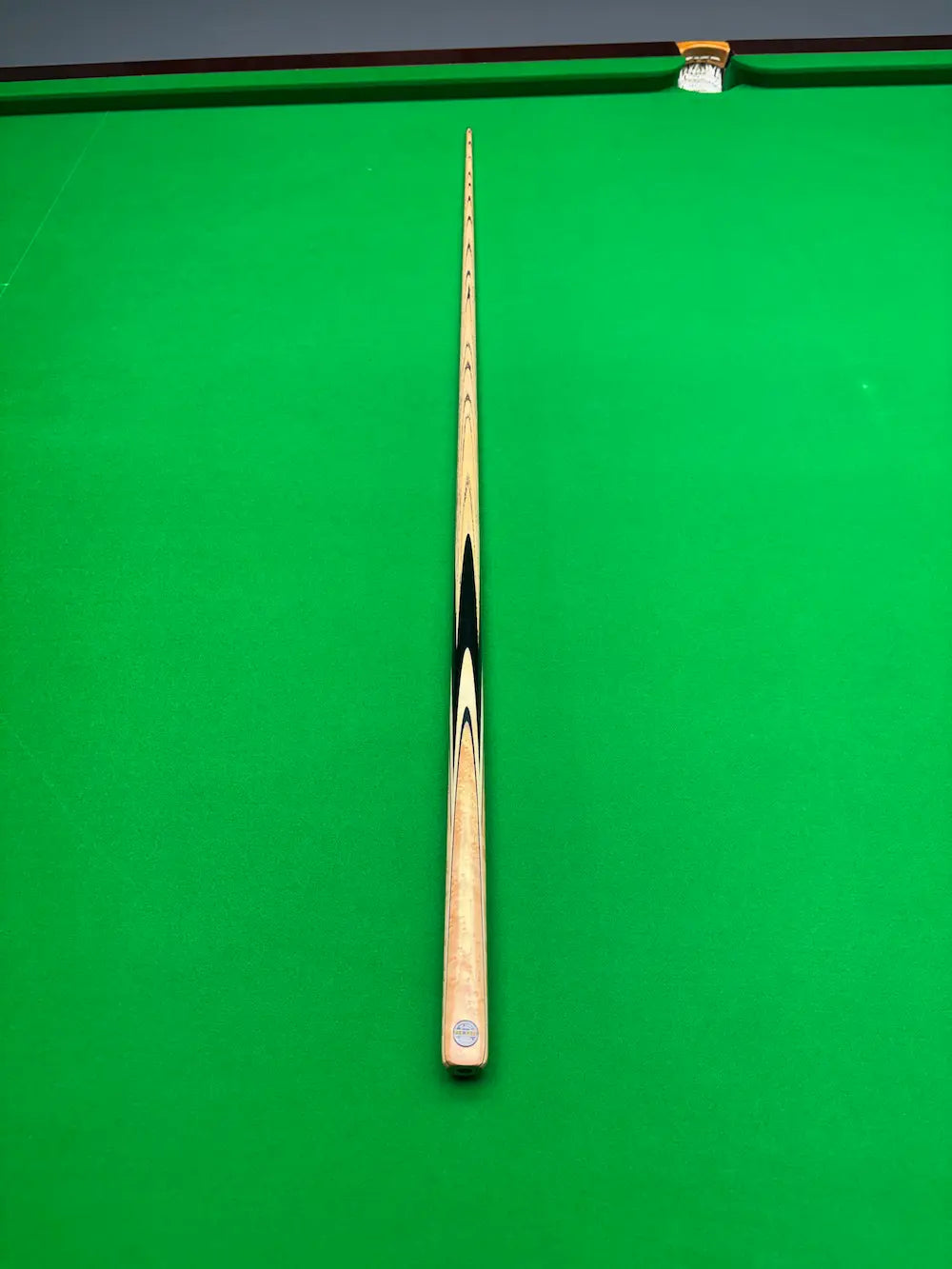Pro Edge Precision 09 snooker cue 1 piece ash - Titanium - Ebony and maple style