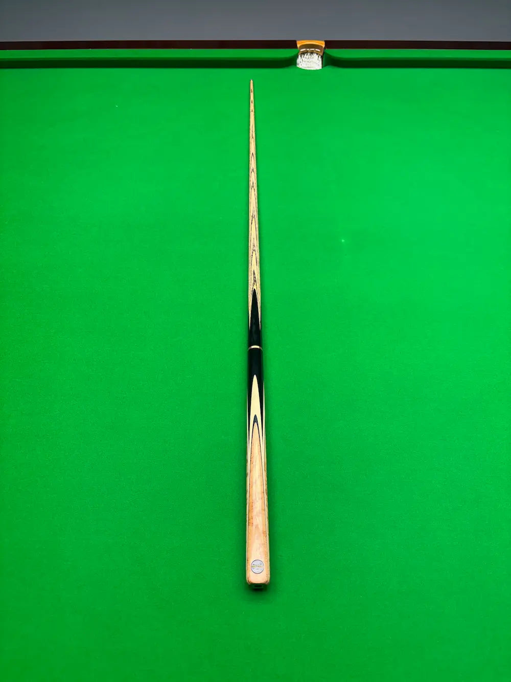 Pro Edge Precision 12 snooker cue 3/4 piece ash - titanium - ebony and maple style butt