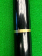 a closeup of a high quality snooker cue